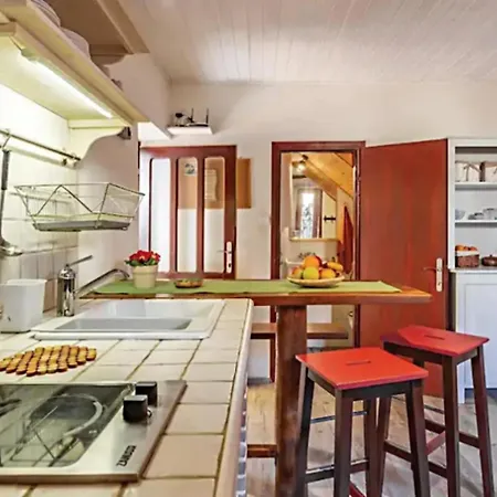 Istrian Stone House With Heated Pool * Póla