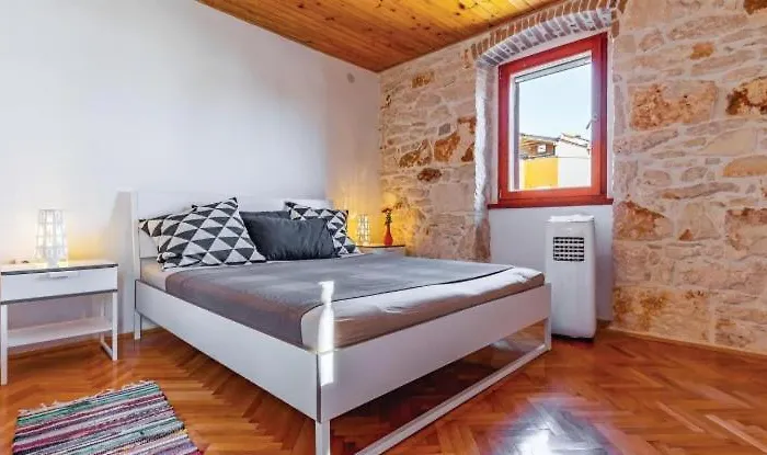 Villa Istrian Stone House With Heated Pool *